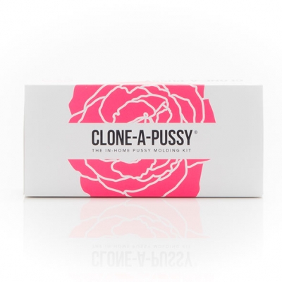 Realistische Dildo Clone A Pussy Kit - Hot Pink. Erotisch shoppen doe je bij Women Toys; De lekkerste vrouwenspeeltjes