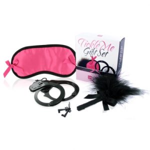 Cadeautjes LoversPremium - Tickle Me Gift Set Roze. Erotisch shoppen doe je bij Women Toys; De lekkerste vrouwenspeeltjes